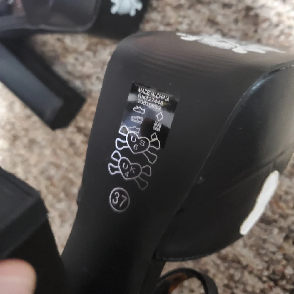 Iron fist bone pumps - Picture 4 of 6